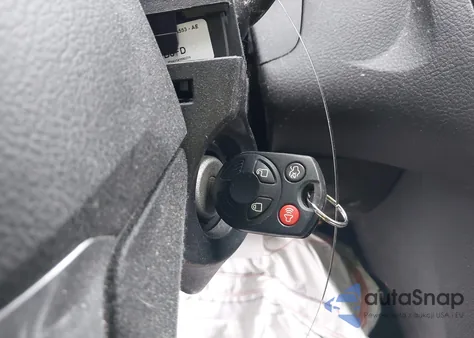 2014 Ford Focus Se z USA, uszkodzony, nr VIN 1FADP3F27EL370106